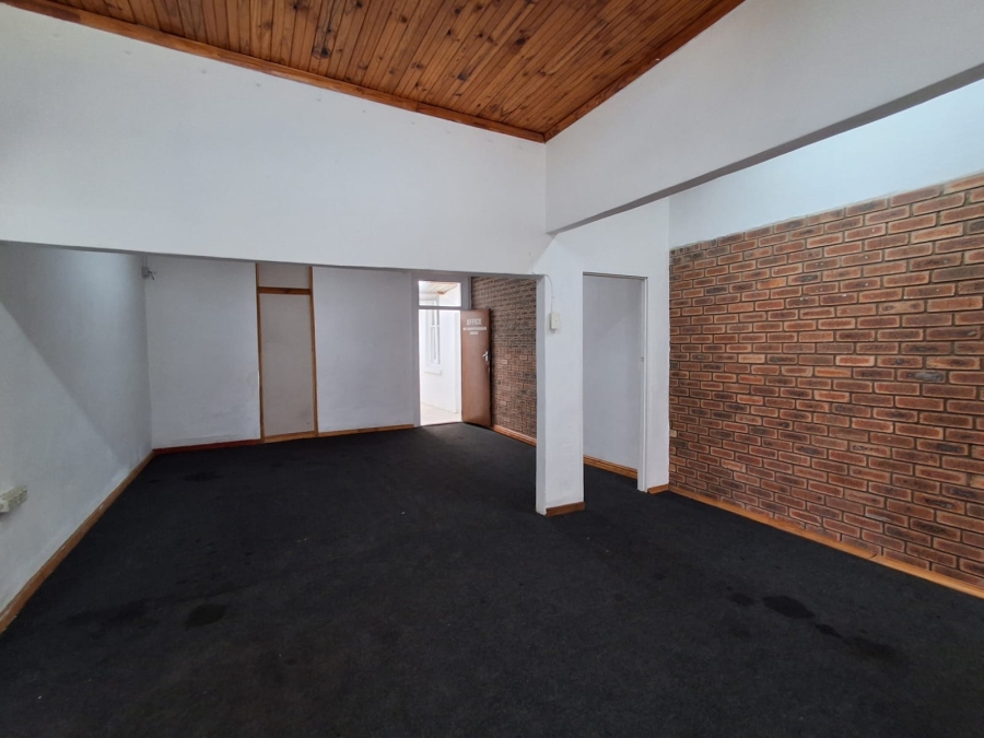 Commercial Property for Sale in Quigney Eastern Cape